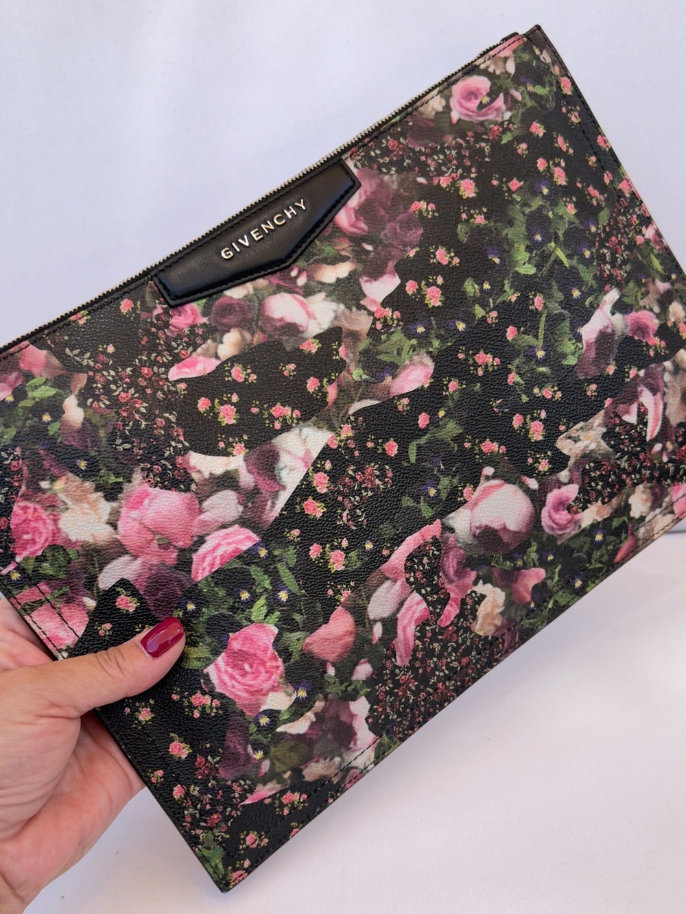 GIVENCHY Antigona Large Zip Pouch Clutch Babys Breath Floral Camo Riccardo Tisci